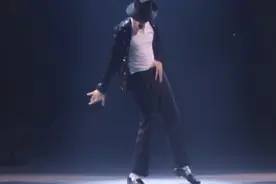 林俊杰节目中坦言心目中音乐界最棒的偶像：MJ——迈克尔杰克逊视频封面