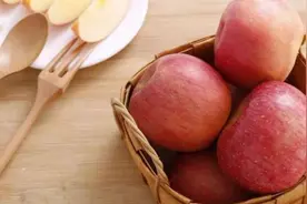 1个苹果=1碗米饭！为啥你吃的不多还发胖？原因都在这里图片