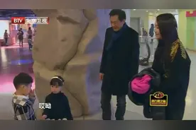 曹颖儿子和二胎女儿闹矛盾，爸爸妈妈站在旁边机智化解视频封面
