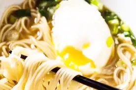 煮面条弹性十足，不黏不糊，快来学习这三条“潜规则”