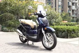 另类踏板车圣甲虫200，骑士网呆子测评视频封面