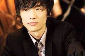 一首许嵩的《眼泪知道》好听极了，百听不腻！