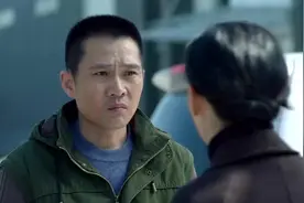 男子居然在被迫无奈的时候，下跪喊了后妈一声“妈妈”，女子感动视频封面