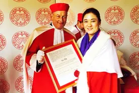 前乒乓国手刘伟获颁法国勋章，成中国体育界第一人！视频封面