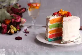 彩虹蛋糕图片