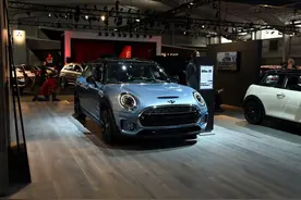 2016纽约车展 MINI CLUBMAN All 4实车图片