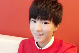 TFBOYS-王俊凯为母校献唱，好赞不断！点赞！图片