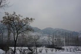听雪，莲青山—— 一位户外爱好者的难忘登山之旅图片