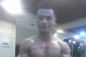 包揽健美比赛冠亚季军，他还是研究生！图片