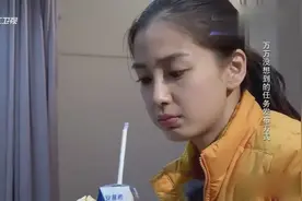 Baby竟在商场找人拿纸上厕所，陈赫喝酸奶被套路，看完笑炸！视频封面