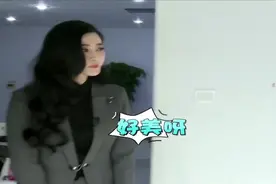 范冰冰穿制服霸气登场美炸了，众人眼神不离范爷直接愣圈了视频封面