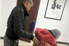 杭州1女子被丈夫砍断手筋打破头，称遭家暴多年仍爱丈夫图片