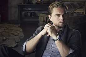 主持人恶搞，给小李子发调情短信，他居然回了！图片