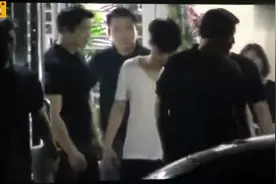 张艺兴腰伤如此严重还这么拼命，我们有什么理由不努力，心疼艺兴视频封面