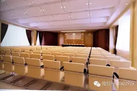 公司会议室装修，大家看哪一款比较适合图片