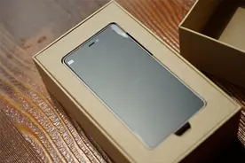 小米系列里最经典的工艺设计——小米4i图片