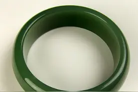 想要买到真正的和田玉，知道这些实用辨别方法就可以！图片