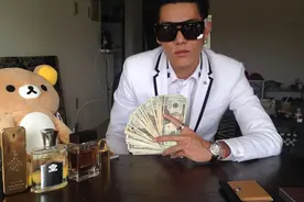 出国留学少带点现金，轻松又安全图片