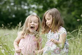 促进3岁宝宝大运动能力的小游戏图片