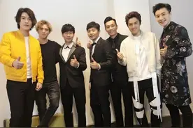 华纳群星出席巅峰颁奖典礼 增添现场星光图片