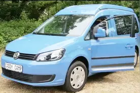 房车改装如此简单，国外速装房车视频，大众MPV瞬间变升顶房车视频封面