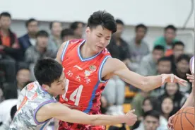 CUBA西南赛区：中南送52分狂胜图片