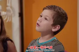 问小孩长大想做什么，小男孩说要当川普，主持人表示可能性很大啊视频封面