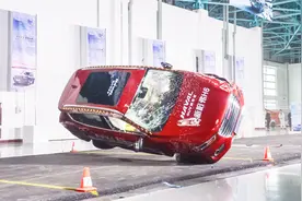 国内首例！全新哈弗H6挑战最严翻滚试验