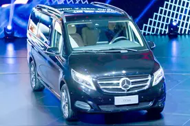 福建奔驰V级车 打造高端MPV典范图片