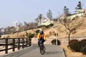 外地人在青岛的”血泪控诉“！我就是看看不说话......图片