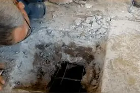 小猫被封在水泥路下惨叫7天，直到好心的工人钻开地面图片