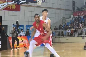 反扑未果！第四场热身赛中国U18国青队憾负美国联队！图片