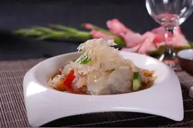 小心含铝假海蜇丝，吃多变痴呆！图片