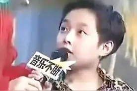 只懂向前拼向前努力的张艺兴，如今却变成酱紫了。图片