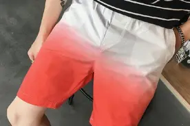 今年夏季要清凉 男士短裤+透气鞋不要太帅图片