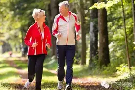 陪跑是最长情的告白，520带着TA一起奔跑图片