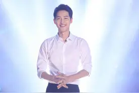 身价800万上快本却零酬劳 宋仲基与贾玲互撩赞其酒窝可爱图片