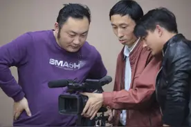 一找轻松之办公室系列，微电影拍摄的花絮图片