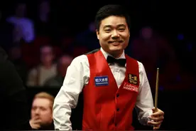 丁俊晖破百后程乏力，半场5-4仅领先古尔德一局图片