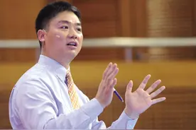 京东曾濒临倒闭，刘强东急白头发融资2000万美元图片