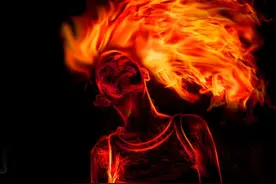 PS 制作 火焰燃烧特效的 人物照片图片