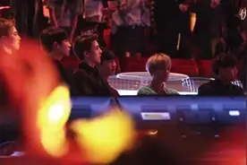 BIGBANG粉红互动EXO完整舞台图片