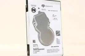 首发测试全球首款7mm 2TB机械硬盘，希捷ST2000LM007表现如何？图片