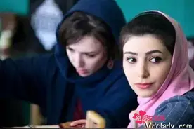 中国小伙伊朗遭碰瓷 被当地大妈逼婚同娶两娇妻图片