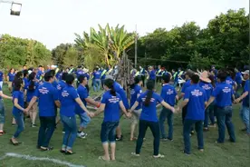 实拍越南全城热恋相亲节目现场，开幕式！有后续！视频封面