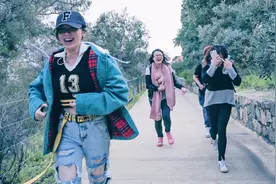 G.E.M.邓紫棋《 Where Did You Go》加《写不完的温柔》唱得真好视频封面