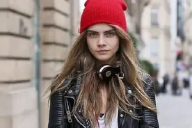 酷味十足大胆尝试机车少女风图片