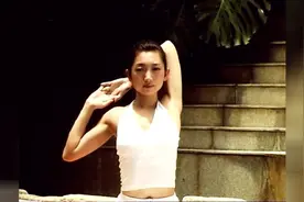 在家轻松做瑜伽，七天瘦身瑜伽入门式——固肩式视频封面