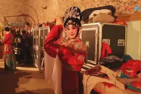 甘肃天水花牛村庙会特邀秦腔四大名旦之一国家一级演员柳萍视频封面