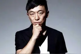 赤裸裸的报复！张歆艺晒袁弘伤照 盘点娱乐圈最努力男星图片